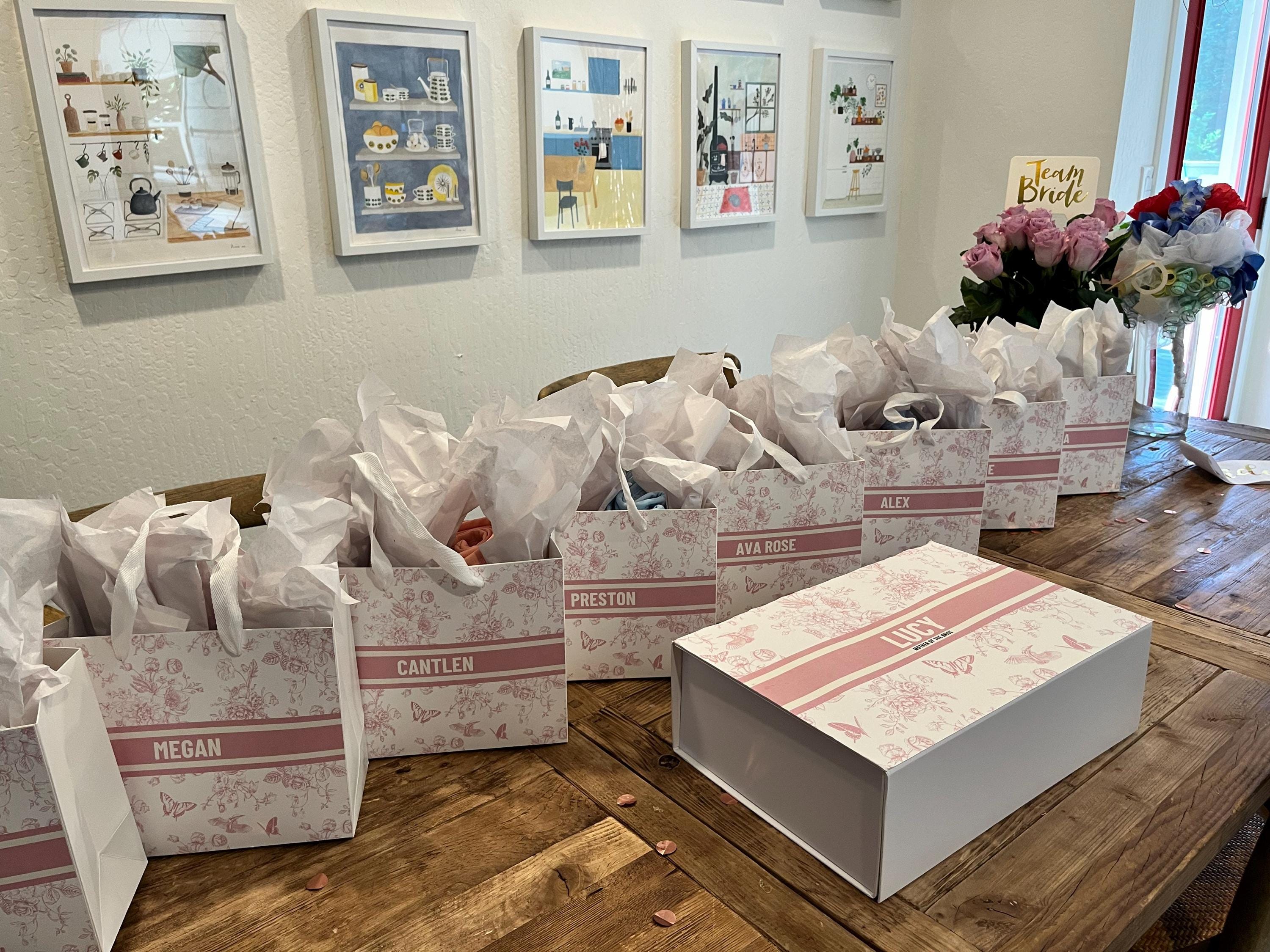 Benutzerdefinierte Toile De Jouy Geschenktüten | Personalisiert | Hochzeit | Brautjungfernantrag | Braut | Babyparty | Geburtstag | Junggesellinnenabschied