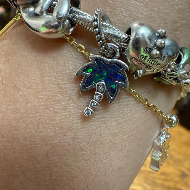 Pandora Blue Blossom dangle チャーム 正規品 Blue Blossom Dangle Charm | Pendant | Gold plated | Pandora US