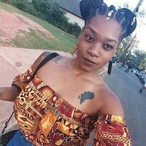 Khris added a photo of their purchase