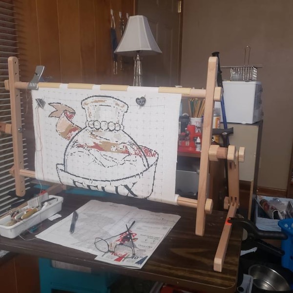 Supporto Regolabile Per Telaio Da Ricamo E Punto Croce - Mani Libere, In Legno Di Faggio, 15.7x22"