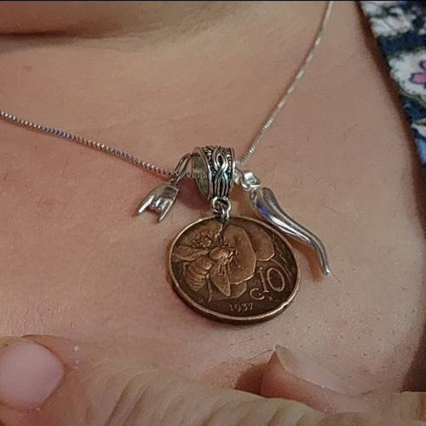 14k White Gold Blessed Virgin Mary Medal Pendant – Oval Miraculous Medal With 4 Diamonds, 1 Inch, On Chain - View #3