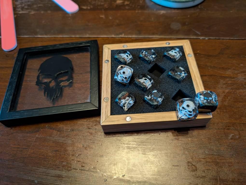 Dice with Skull, D6, Skeleton Dice, Dice Set, Board Games, Epoxy Dice, Necromancer, Zombie Dice, DND, Soft Edges