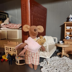 Kelle added a photo of their purchase