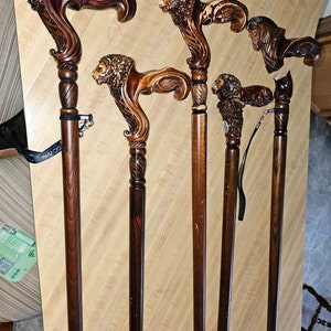 Bastone Da Passeggio Realizzato A Mano Per Uomini E Donne, In Alluminio E Legno Naturale, Testa Di Leone Dorata - Foto 4