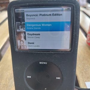 Carolina added a photo of their purchase