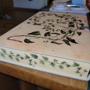 Ivy edera Evergreen Vine Printed Italian Leather Journal 