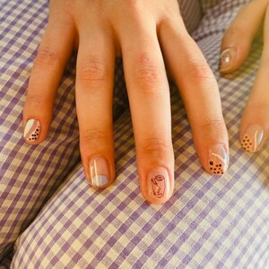 Melissa Rose added a photo of their purchase