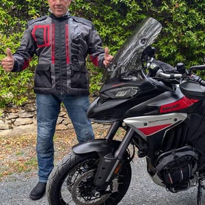 Diego hat ein Foto des gekauften Artikels hinzugefügt