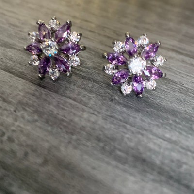 White Sapphire Stud Earring Studs in 18k White Gold Flower - Etsy