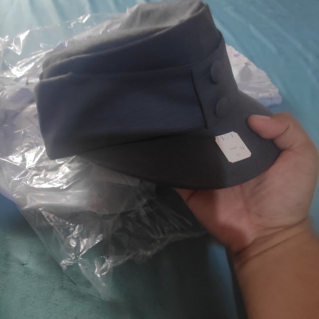 本物のフィンランド陸軍 M65 フィールドキャップ フィンランド軍隊 余剰ウールハット US サイズ: Medium カラー: グレー 本物のフィンランド軍 M65 フィールドキャップ フィンランド軍放出余剰