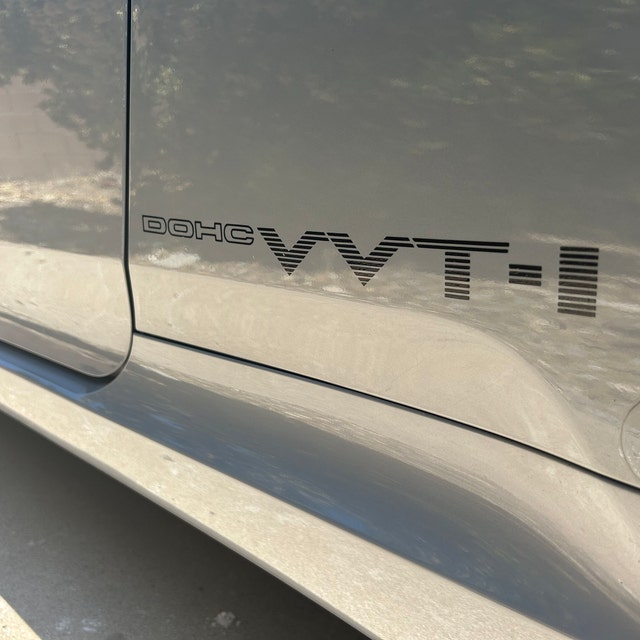 Kaufe Car Sticker Emblem Badge Decals for T/OYOTA VVT-i VVTI Camry