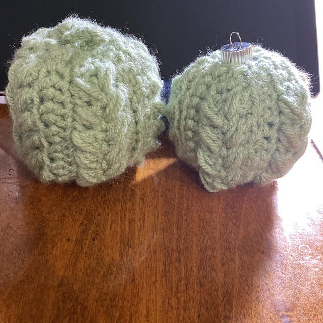 A customer's finished Snowy Wheat Stitch Ornament Crochet Pattern