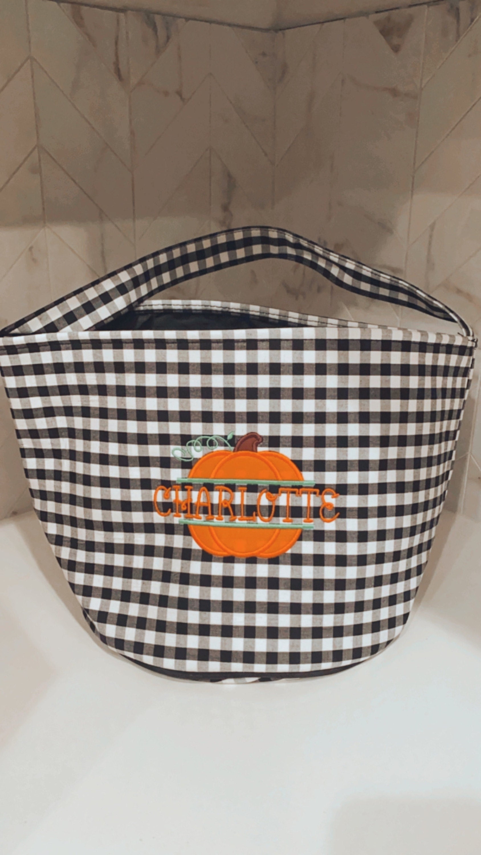Trick or treat bag, Trick-or-treat bucket,  Halloween Bucket, Personalized, Halloween Basket, monogram, trick-or-treat, Halloween bag