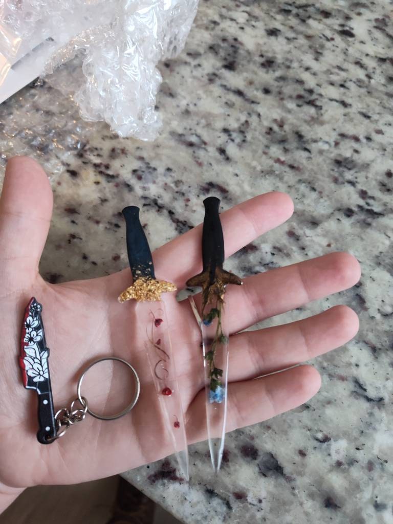 Custom Dagger Bookmark Set - Wedding Party Favors, Book Nook Accessories, Personalize Your Reading Experience