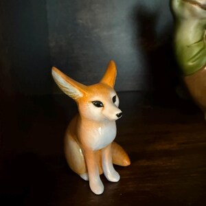 Sitting Fennec Fox - Handmade Animal Figurine - Etsy