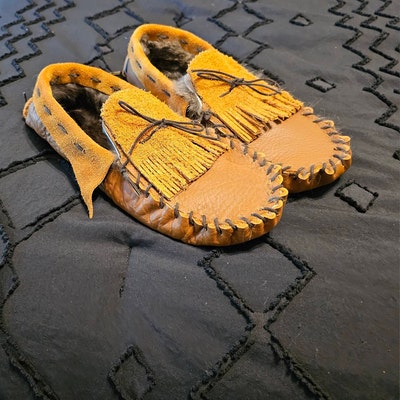 Make Your Own Moccasins DIY Leather Moccasin Craft Project Men Women ...