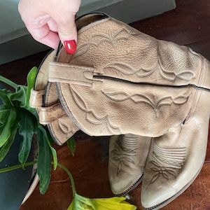 Laetitia added a photo of their purchase