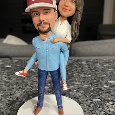 Love Heart Couple Bobblehead - Anniversary Romance Figurine main image 0