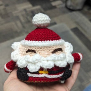 リバーシブルクリスマスあみぐるみパターン - クリスマスオーナメント