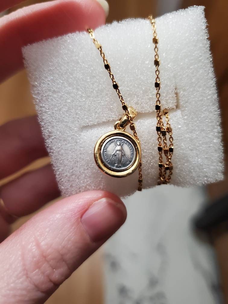 Dainty Miraculous Medal, minimalist medal of Our Lady of Grace,Very small round Virgin Mary pendant, vintage 12 mm sterling silver 925 medal