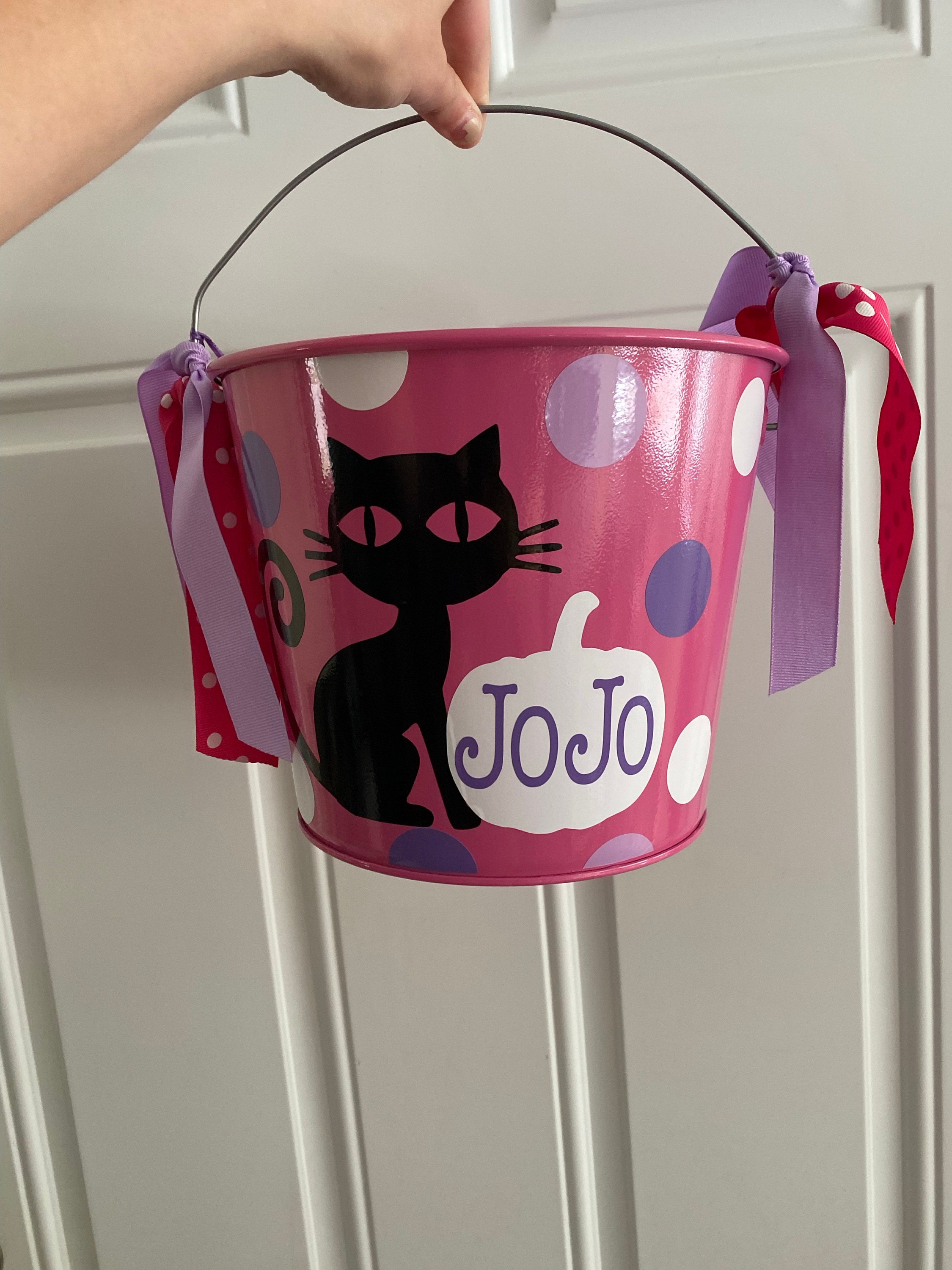 Personalized 5QT Halloween Trick or Treat Bucket with Handles/White with Black Cat and Pumpkin & Name/Many Designs to Choose From