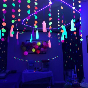 Black light top party lights