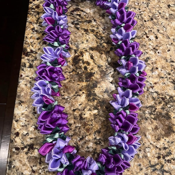 Perfectly Purple Ribbon Lei - Etsy