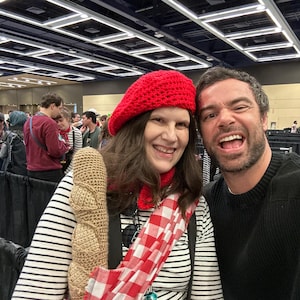 Jolie added a photo of their purchase