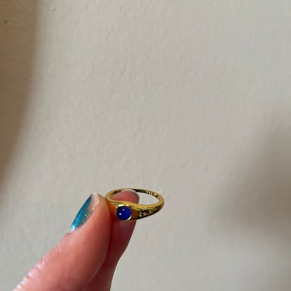 Mini Signet Mood Ring by Caitlyn Minimalist • Gold Stacking Mood Ring ...