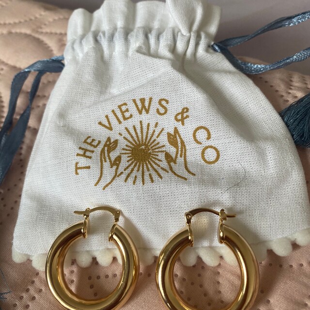 あい　Classic Hoops Thick Small Gold あい Classic Hoops Thick Small Gold あい Classic Hoops Thick Small