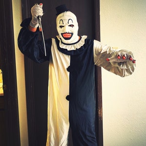 Romeo added a photo of their purchase