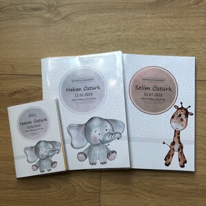 U-Heft Set personalisiert, Giraffe U-Heft H/ülle SET Safari Tour Untersuchungsheft H/ülle /& Impfpassh/ülle sch/öne Geschnkidee personalisierbar mit Namen und Geburtsdatum