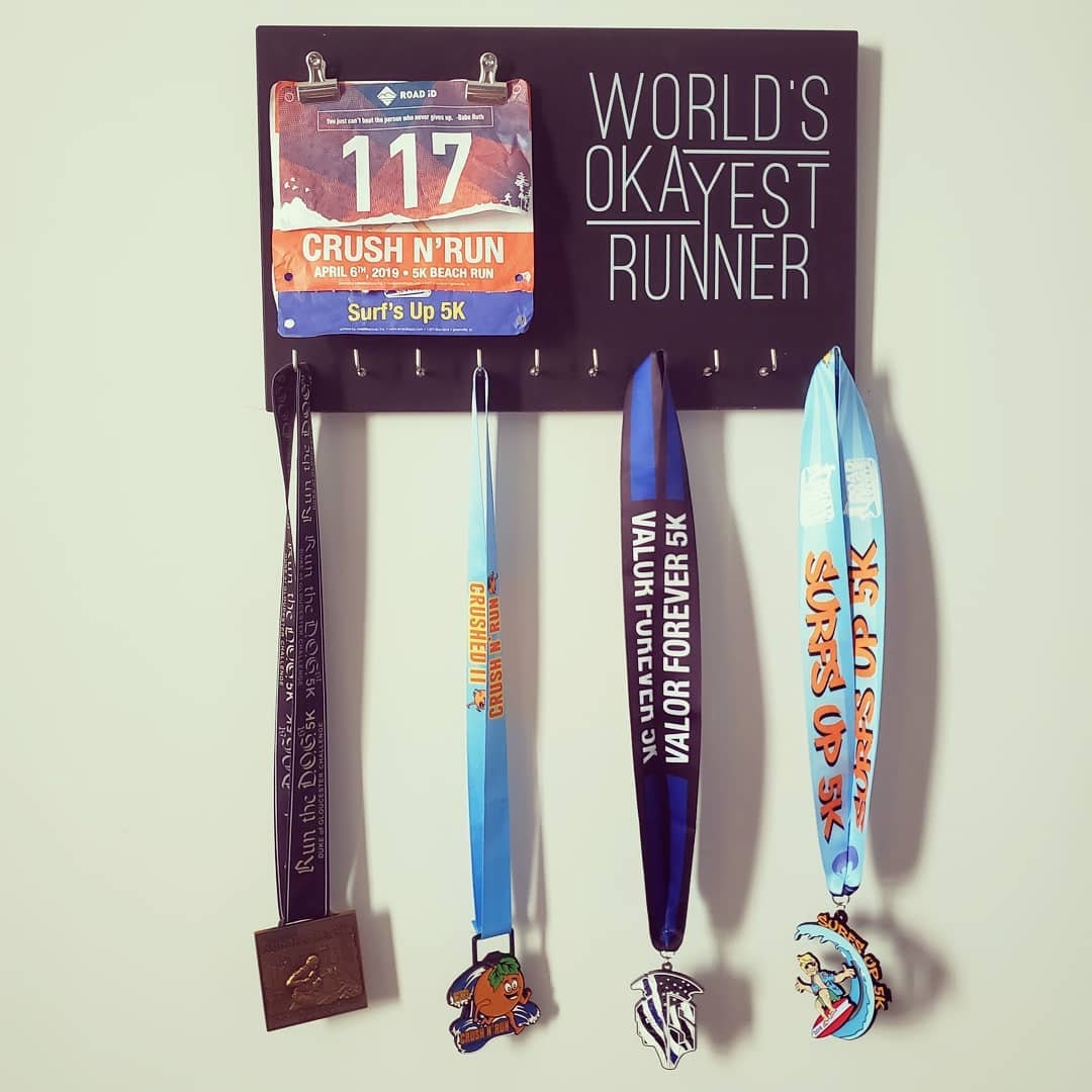 Running Medal Bib Holder Worlds Okayest Runner - Medal Holder, Medal Rack, Medal Display, Race Bib Display, Race Bib Holder
