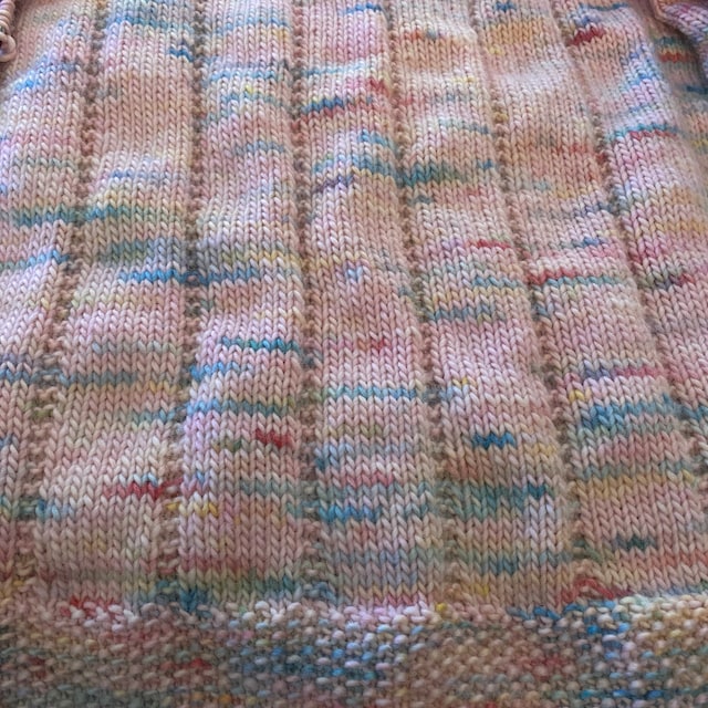 Where can a noob find a *variegated* yarn for this summer baby blanket that  is soft, machine-washable, and relatively inexpensive? : r/knitting