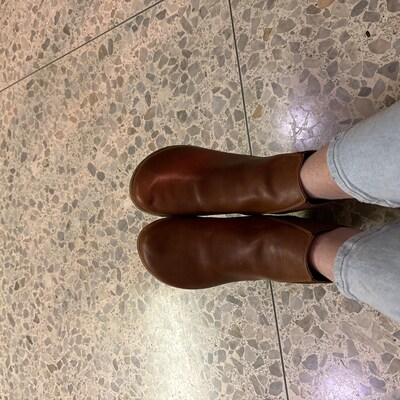 chelsea boots without heel