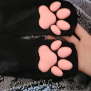 Zari added a photo of their purchase