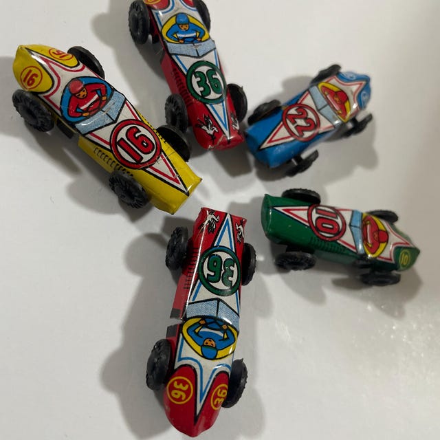 ヴィンテージブリキおもちゃのレースカー（8台）、1950年代の日本製