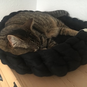 Frau added a photo of their purchase