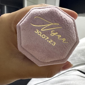 Nisaa added a photo of their purchase