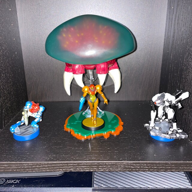 Display for Amiibo™: 