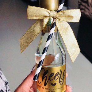 Personalized wine bottle labels wedding favors