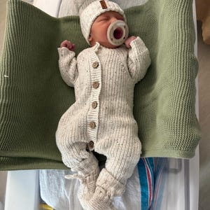 Kaitlyn added a photo of their purchase