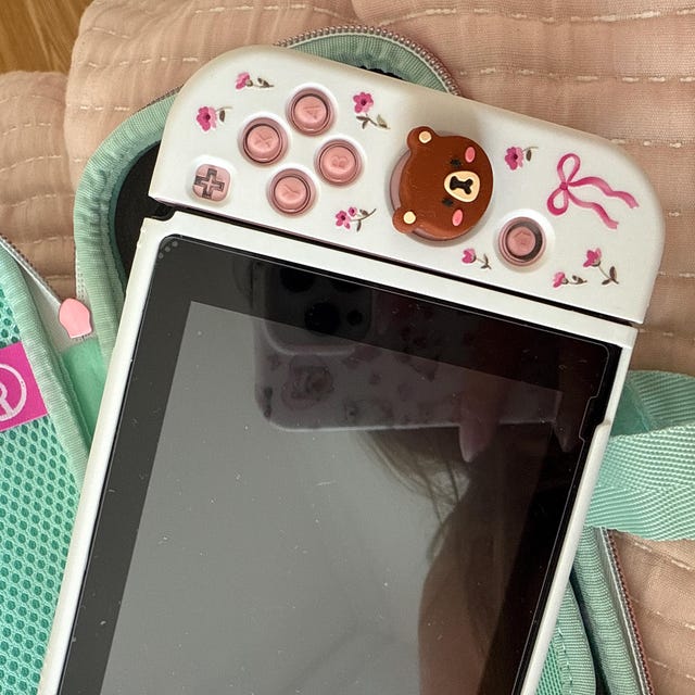桜ピンク + ジェリーボタン - ホワイトアクセント - Nintendo Switch 1