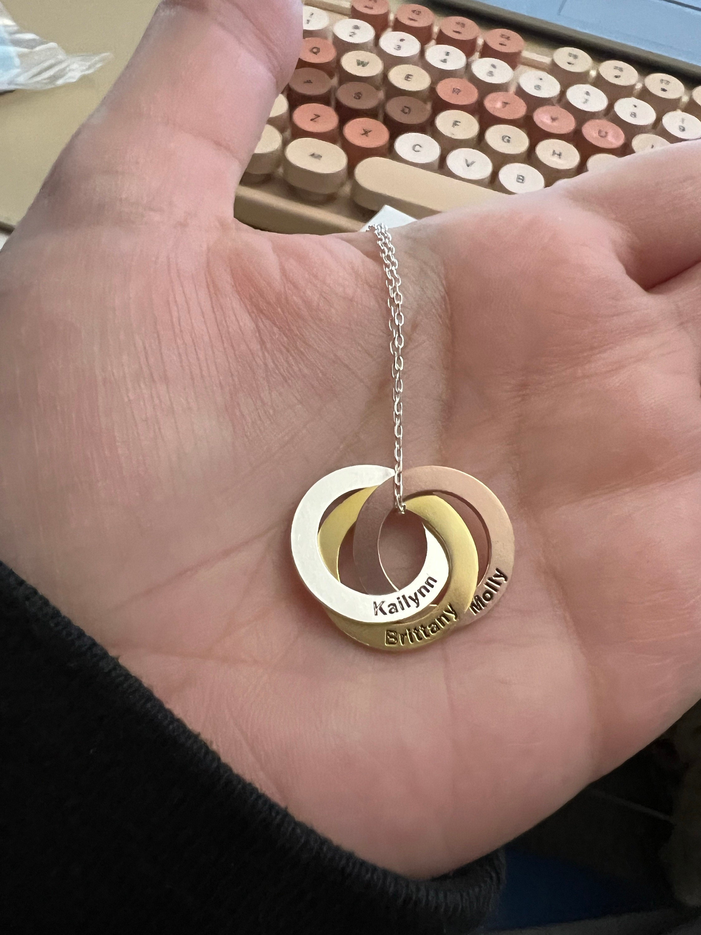 Family Necklace • Personalized Gift • Linked Circle Necklace •  Custom Children Name Rings • Eternity Necklace • Mother Gift • NM30F30