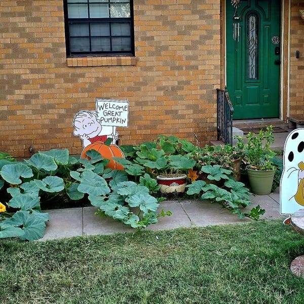 Peanuts Halloween Yard Art, Great Pumpkin Cutouts, Lawn Sign - Etsy