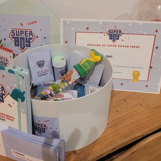 Buy Boîte à Grand Frère Super Boy Kit Personnalisé à Imprimer