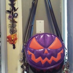 Buyer photo JenLuvsHorror, who reviewed this item with the Etsy app for Android.