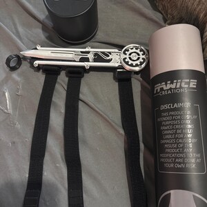 V2 Assassin's AC III Connor Kenway Pivot Hidden Blade (RIGHT Arm
