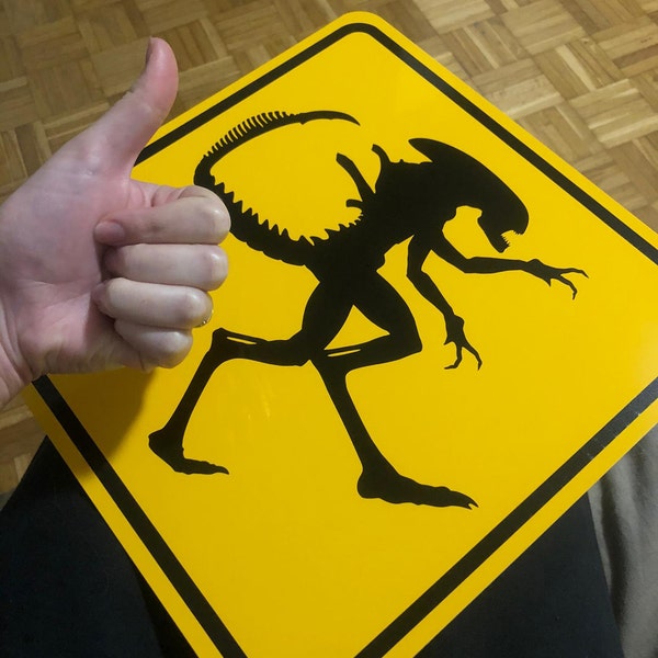 Aliens Xenomorph Crossing Yellow Metal Sign Road Sign - Etsy