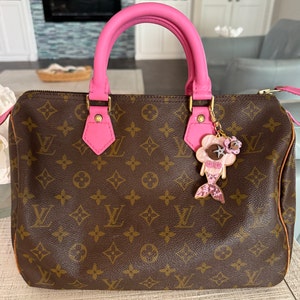 Kelly added a photo of their purchase